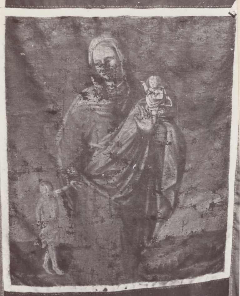 Borów Polski - chorągiew procesyjna Matka Boża z Dzieciątkiem i św. Janem Chrzcicielem fot.1967